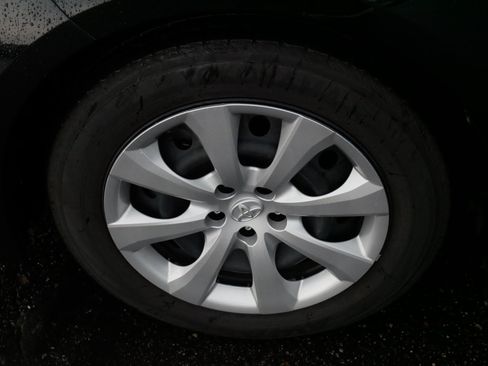 Certified 2025 Toyota Corolla LE FWD image 15