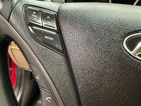 Used 2013 Hyundai Sonata Limited FWD image 10