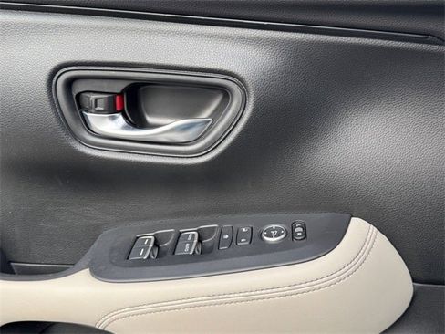 Used 2023 Honda HR-V EX-L image 16