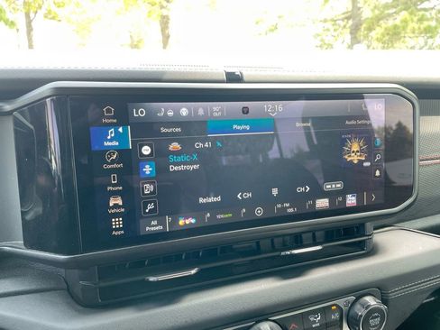 Used 2024 Jeep Wrangler Unlimited Rubicon w/ Convenience Group image 66