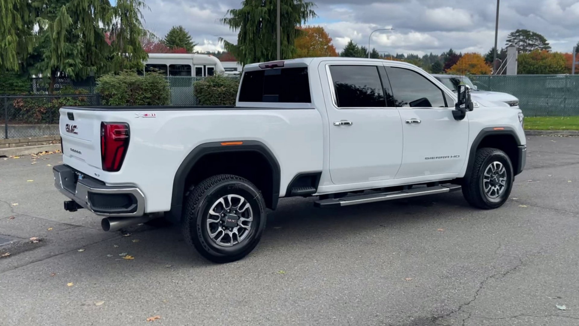 New 2026 GMC Sierra 3500 SLT w/ SLT Premium Package AWD/4WD image 77