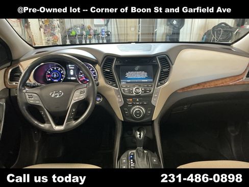 Used 2014 Hyundai Santa Fe Sport 2.0T w/ Technology Package 05 AWD/4WD image 18
