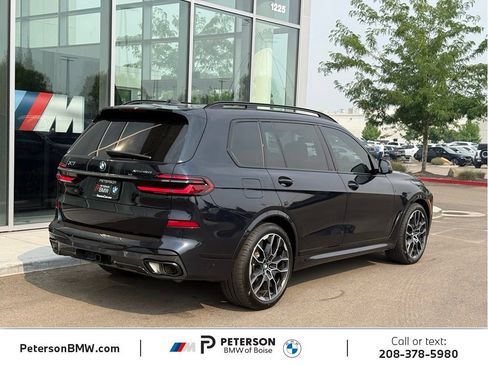 Used 2025 BMW X7 xDrive40i w/ M Sport Package AWD/4WD image 5