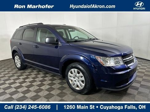 Used 2017 Dodge Journey SE image 1