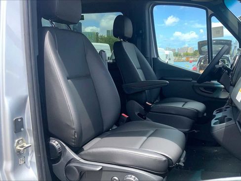 New 2025 Mercedes-Benz Sprinter 2500 image 7