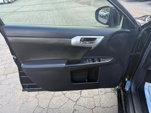 Used 2012 Lexus CT 200h Premium w/ Premium Audio Pkg image 10