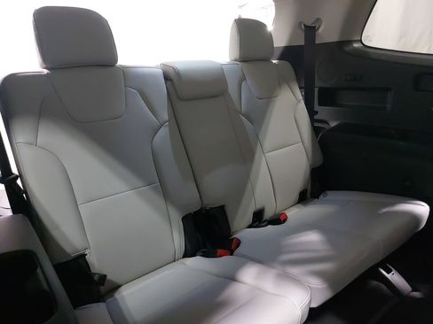 New 2025 Kia Telluride S image 12