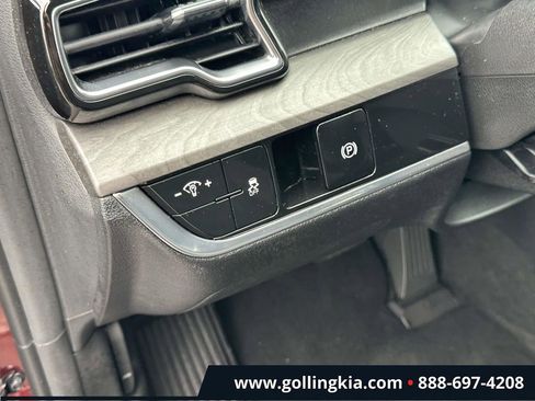 Certified 2024 Kia Sportage X-Line AWD/4WD image 18