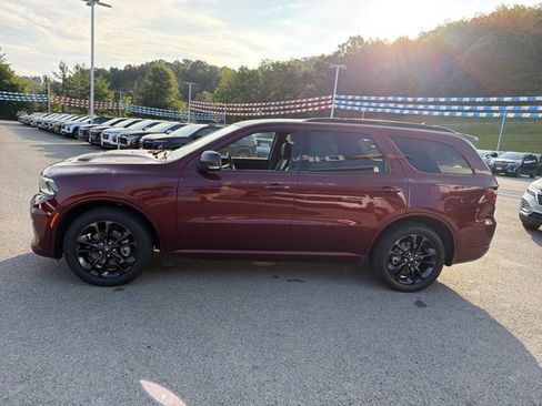 Used 2023 Dodge Durango R/T AWD/4WD image 8