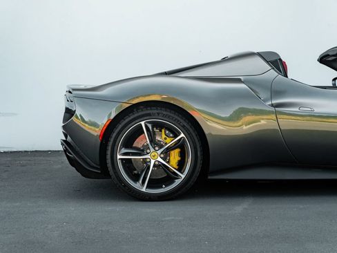 Used 2023 Ferrari 296 GTS RWD image 25