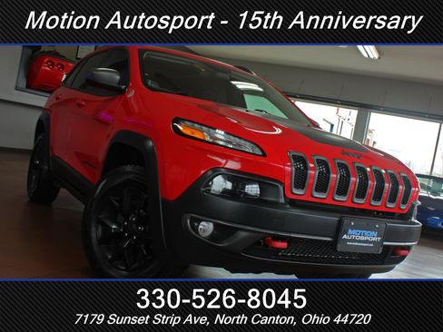 Used 2017 Jeep Cherokee Trailhawk w/ Comfort/Convenience Group image 55