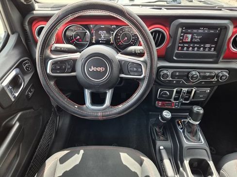 Used 2021 Jeep Wrangler Unlimited Rubicon AWD/4WD image 18