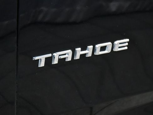 Used 2022 Chevrolet Tahoe LT w/ Luxury Package image 91