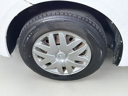 Used 2004 Toyota Sienna LE image 22