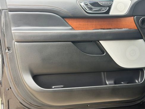 Used 2023 Lincoln Navigator Black Label image 25