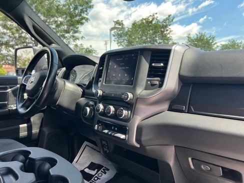 Used 2024 RAM 2500 Big Horn AWD/4WD image 31