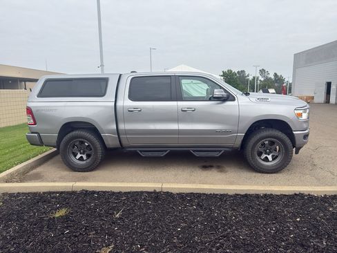 Used 2022 RAM 1500 Big Horn AWD/4WD image 4