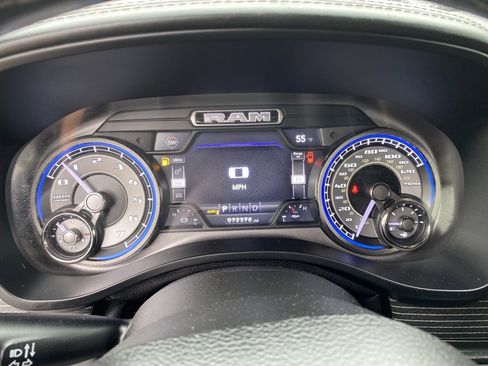 Used 2021 RAM 1500 Limited w/ Body Color Bumper Group image 33