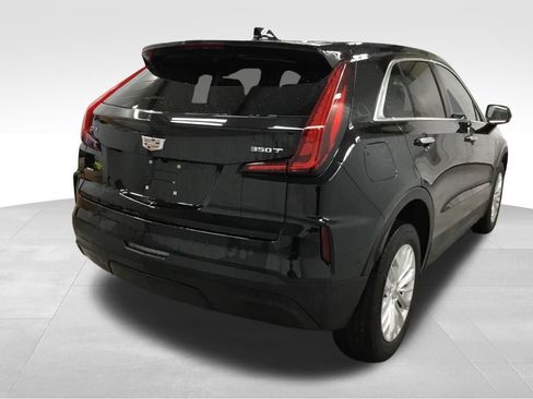 Used 2024 Cadillac XT4 Luxury image 13