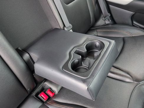 Used 2024 Jeep Compass Limited image 16