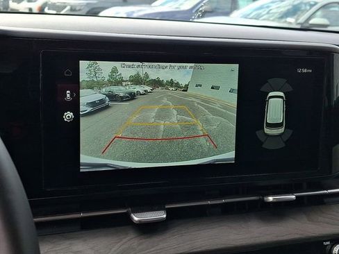 Certified 2024 Kia Carnival EX image 20