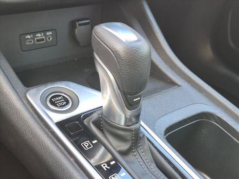 Used 2022 Nissan Sentra SV w/ All-Weather Package FWD image 8