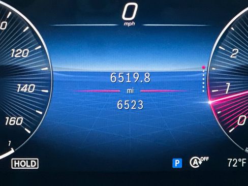 Certified 2025 Mercedes-Benz GLB 250 GLB 250 image 33