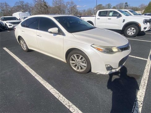 Used 2014 Toyota Avalon XLE Premium image 1
