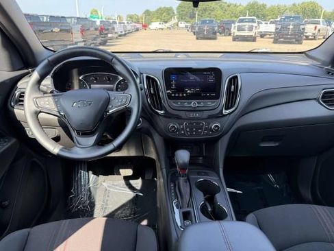 Used 2024 Chevrolet Equinox RS AWD/4WD image 16