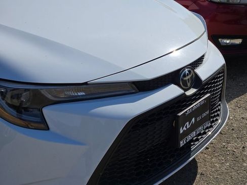 Used 2022 Toyota Corolla LE FWD image 5