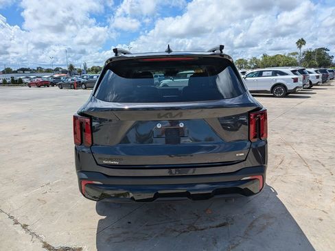 Certified 2026 Kia Sorento SX AWD/4WD image 6