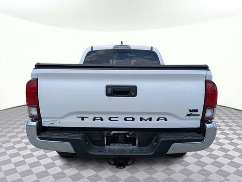 Used 2023 Toyota Tacoma SR5 RWD image 5