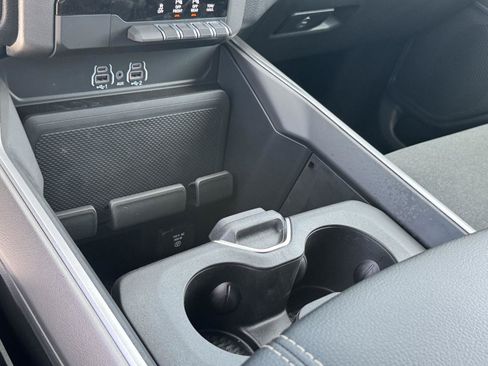 New 2026 RAM 1500 Big Horn AWD/4WD image 24
