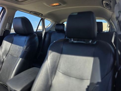 Used 2013 MAZDA MAZDA3 i Grand Touring w/ Tech Pkg image 11