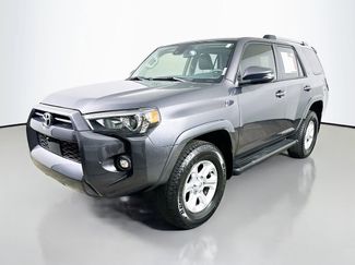 Used 2023 Toyota 4Runner SR5 Premium w/ Moonroof Package AWD/4WD video 3