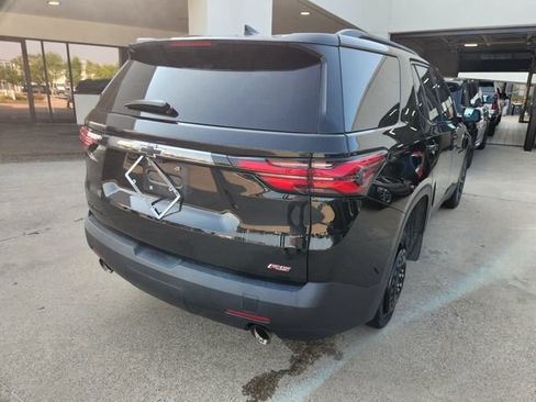 Used 2023 Chevrolet Traverse RS FWD image 6
