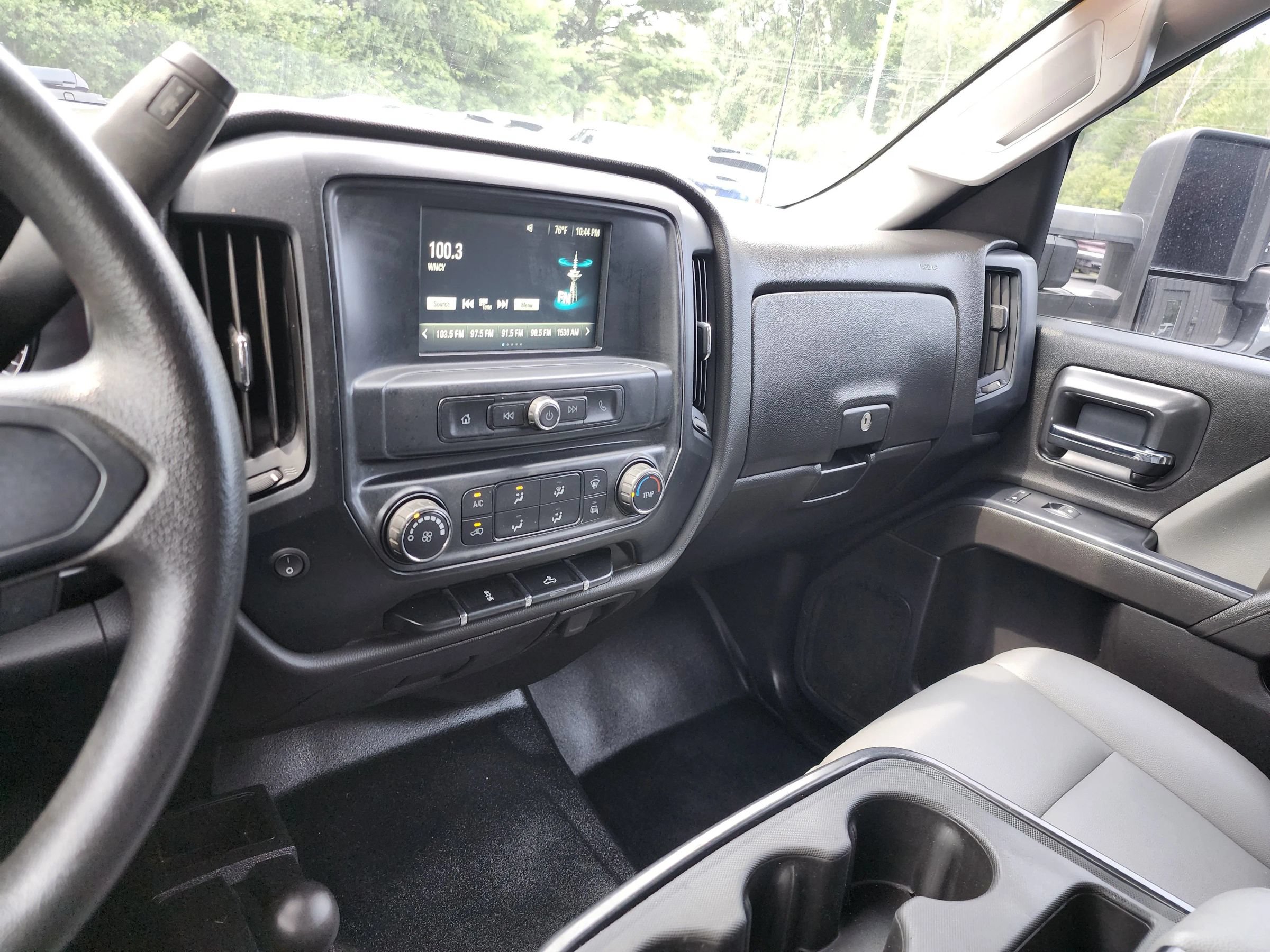 Used 2019 Chevrolet Silverado 2500 W/T AWD/4WD image 38