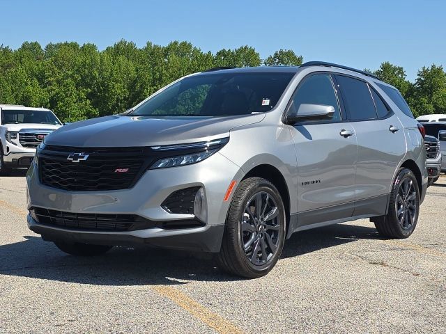 Used 2024 Chevrolet Equinox RS w/ RS Leather Package AWD/4WD image 1
