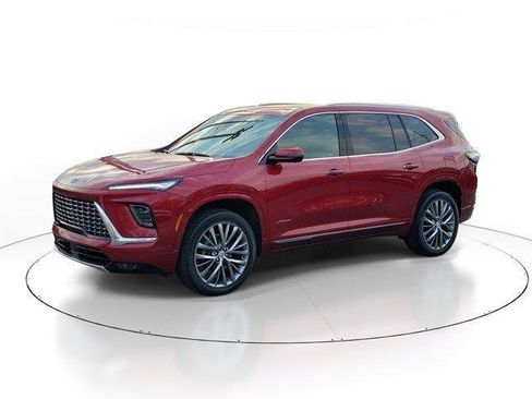 Used 2025 Buick Enclave Avenir w/ Super Cruise Package image 2