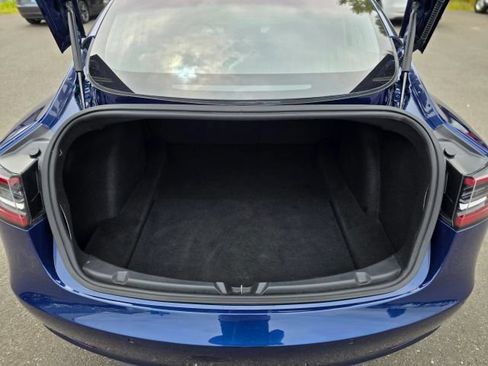 Used 2018 Tesla Model 3 Long Range RWD image 47