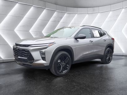 Used 2025 Chevrolet Trax ACTIV w/ Sunroof Package