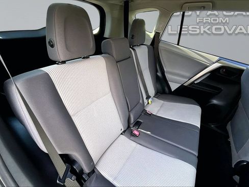 Used 2013 Toyota RAV4 LE AWD/4WD image 24