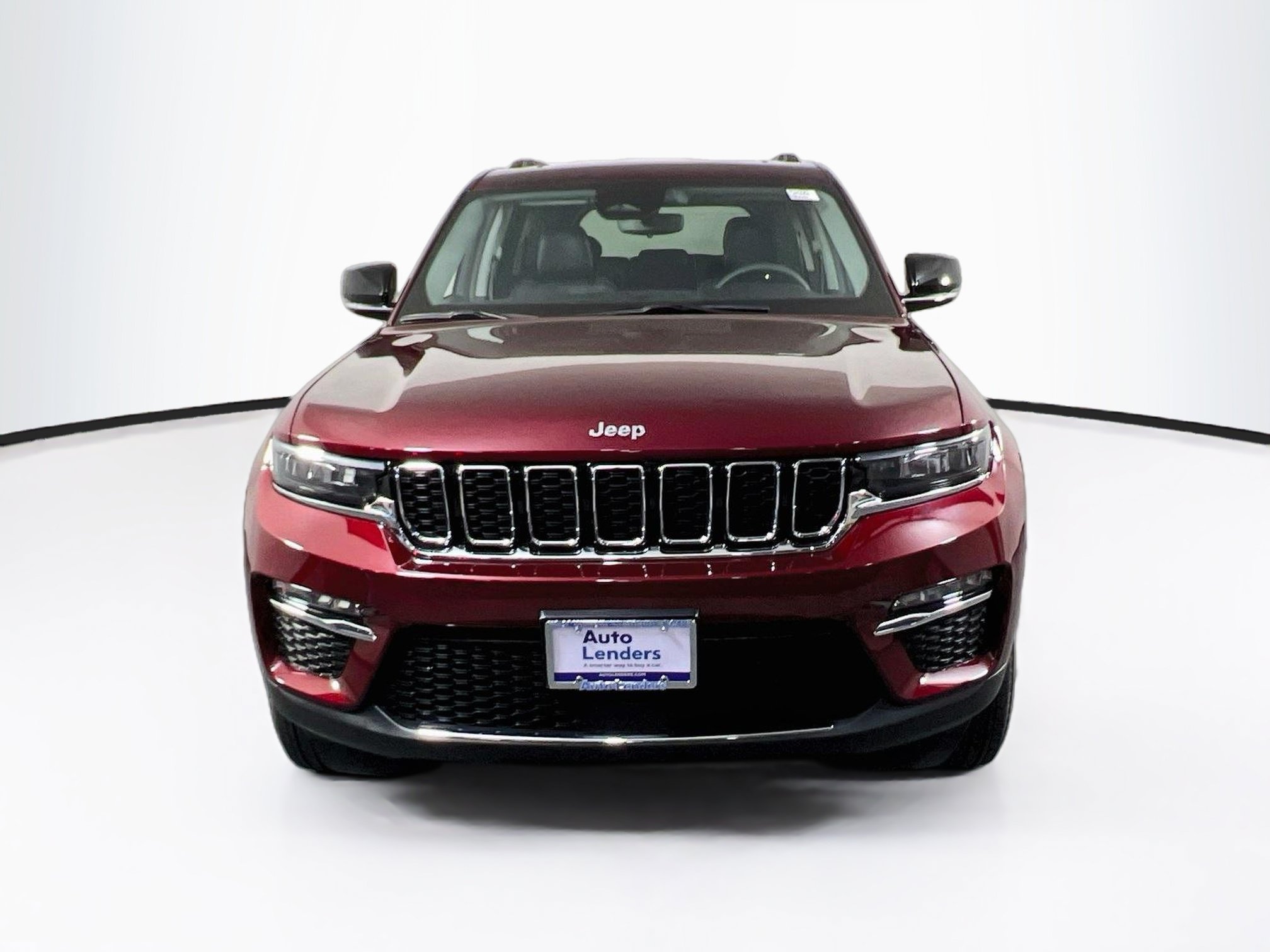 Used 2023 Jeep Grand Cherokee Limited AWD/4WD image 2