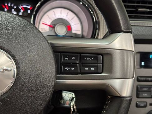 Used 2012 Ford Mustang GT Premium RWD image 23