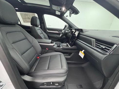 New 2026 GMC Terrain Elevation w/ Elevation Premium Package image 36