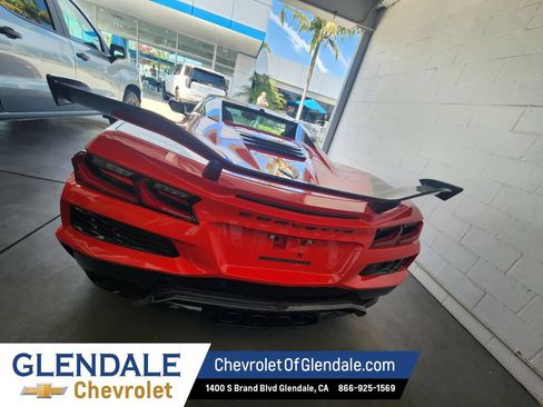 Used 2024 Chevrolet Corvette Z06 w/ Z07 Performance Package RWD image 5