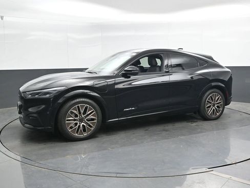 Used 2024 Ford Mustang Mach-E Premium AWD/4WD image 9