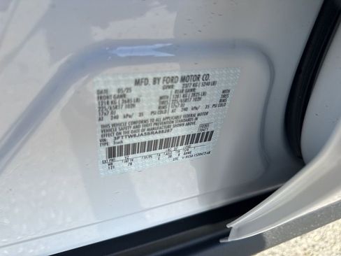 Used 2025 Ford Maverick XLT w/ Equipment Group 302A image 33