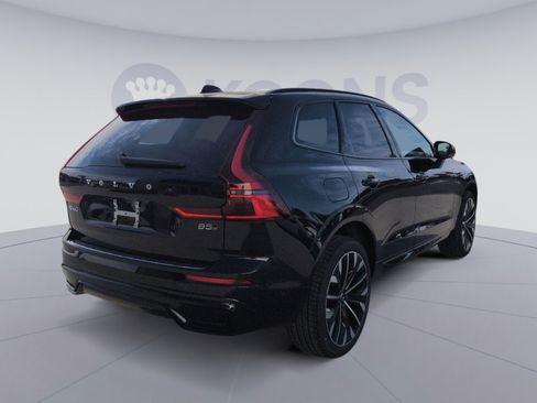 New 2026 Volvo XC60 B5 Ultra w/ Protection Package Premier image 7