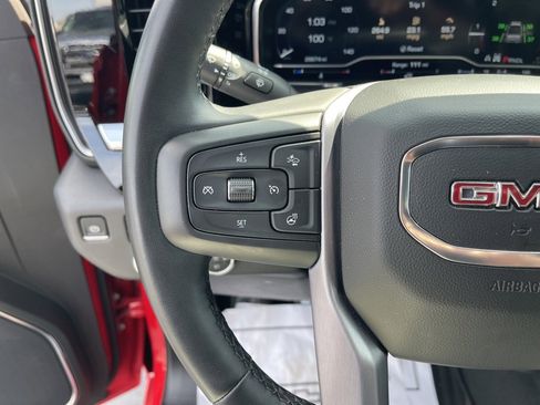 Used 2023 GMC Sierra 1500 Elevation image 14